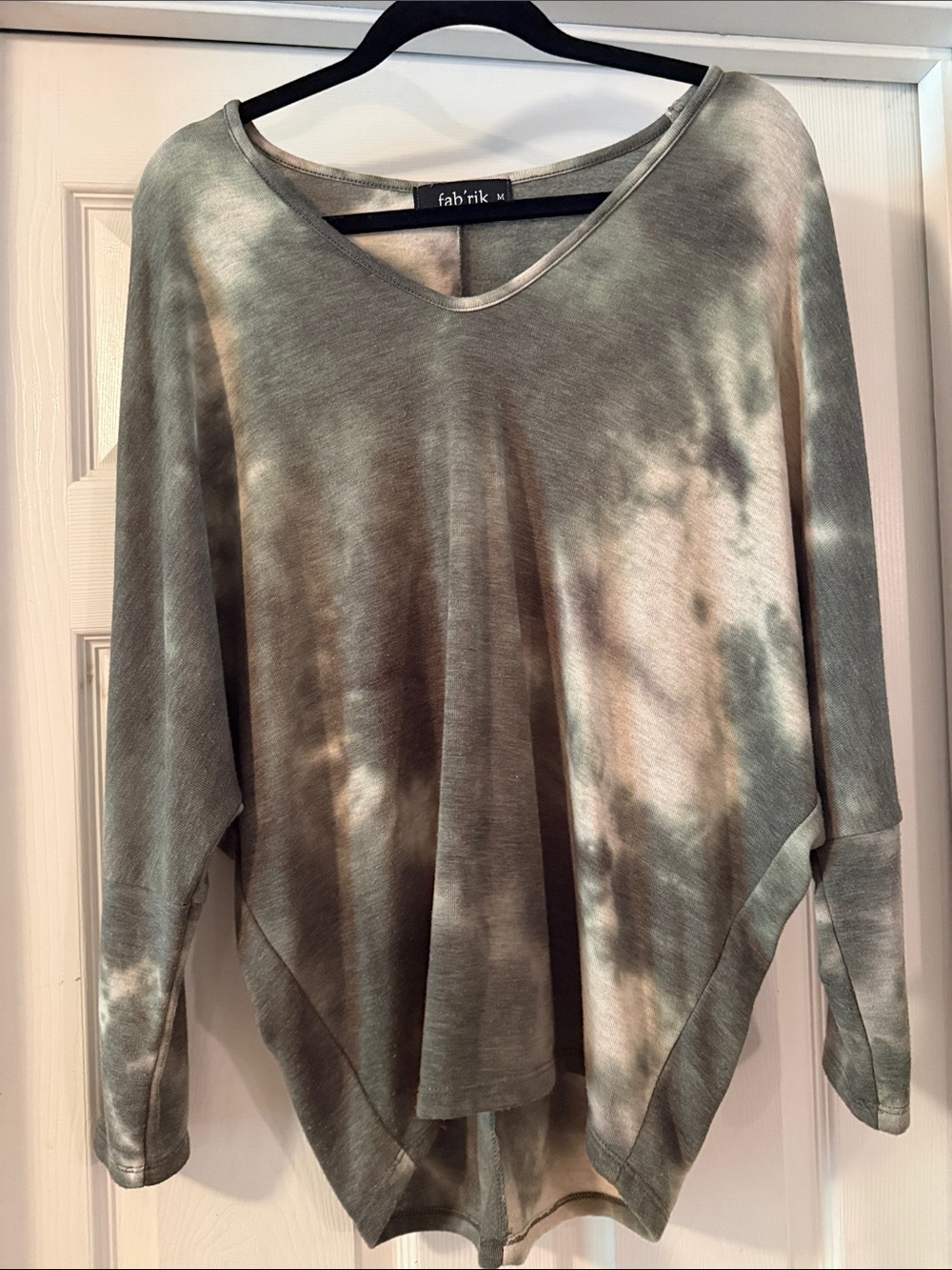 fab'rik Olive & Cream Tie-Dye V-Neck Dolman Top
